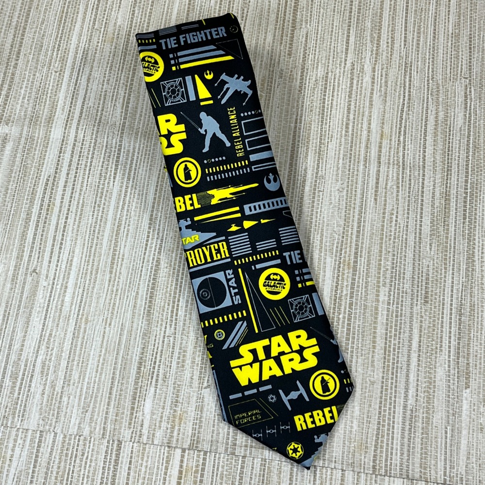 Star Wars Mens Necktie Black Yellow Graphic‎ Print Sci-Fi Movie Novelty Tie